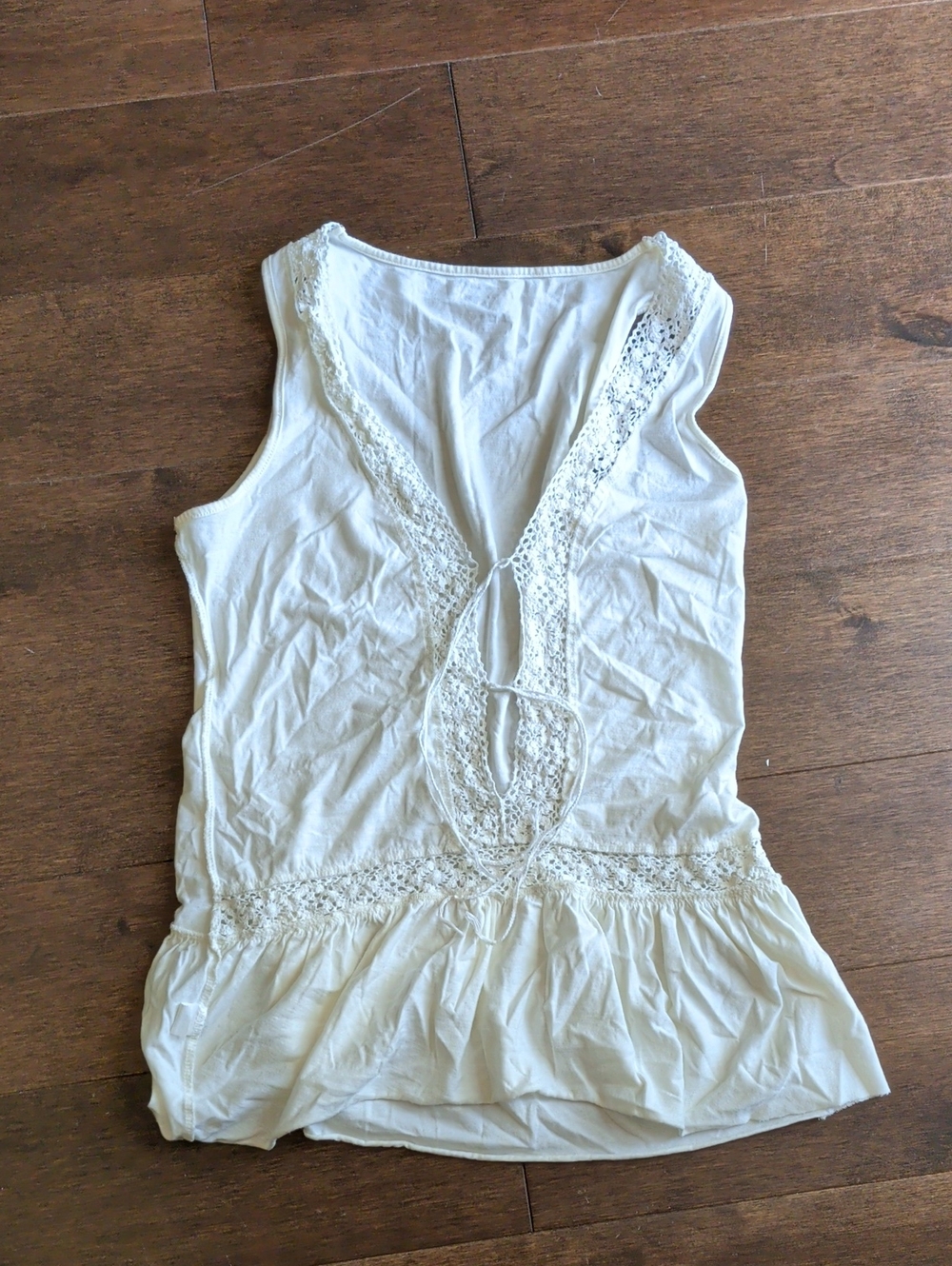 Old Navy Cream Lace-Trim Tank Top